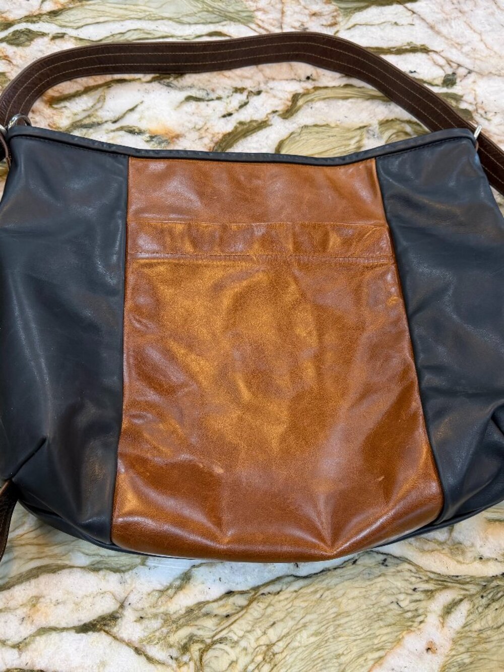 Rough & Tumble Hartley XL EW Saddle and Black - 3 way carry